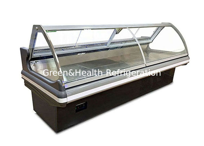 Dentro le specialità gastronomiche di acciaio inossidabile la ghiottoneria visualizza il refrigeratore per il raffreddamento del fan del negozio