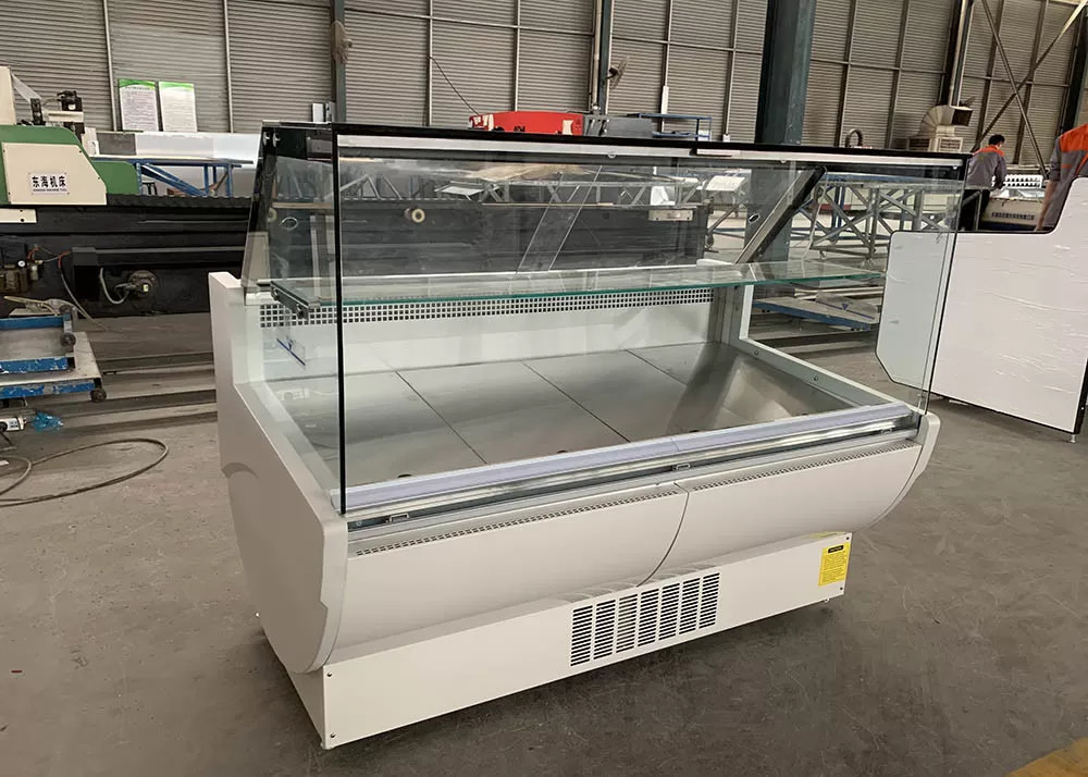 Display in vetro quadrato frigorifero con porta aperta Temperatura 2-6°C e prestazioni
