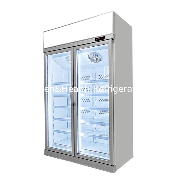 Due porte di vetro sull'unità superiore del congelatore per prodotti congelati a bassa temperatura