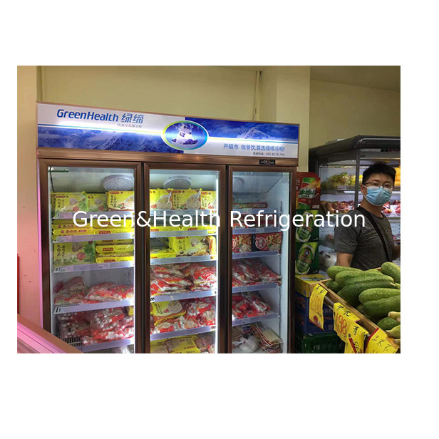 Tre porte di vetro sul display dell'unità superiore Freezer per prodotti congelati a bassa temperatura