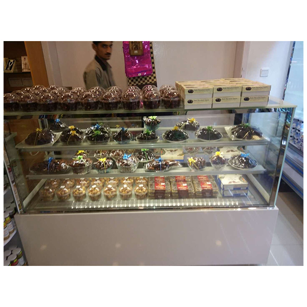 Congelatore espositore per torte a tre ripiani con vetro temperato in marmo e termostato digitale per pasticcerie